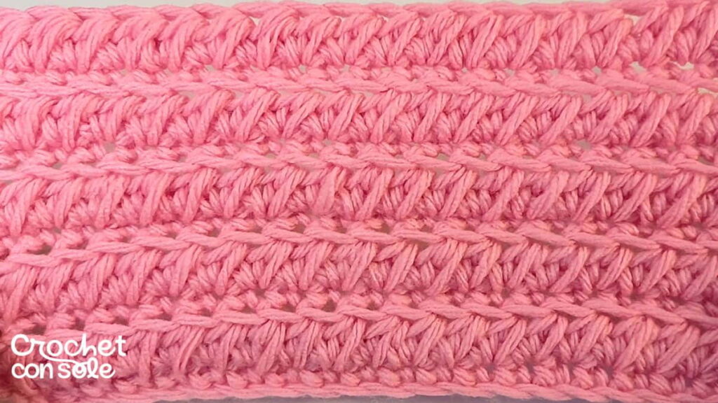 Cómo tejer un punto en relieve a crochet