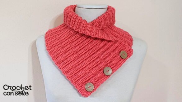 Cuello a crochet con un rectángulo y botones
