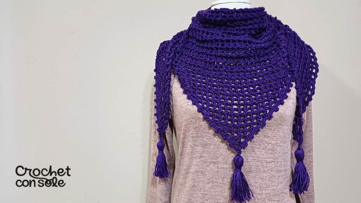 Chal triangular a crochet fácil: ideal para principiantes