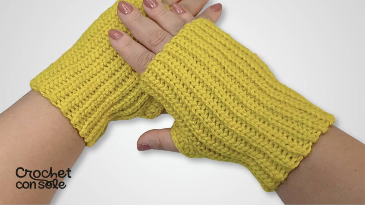 Mitones a crochet con un rectángulo imitación dos agujas