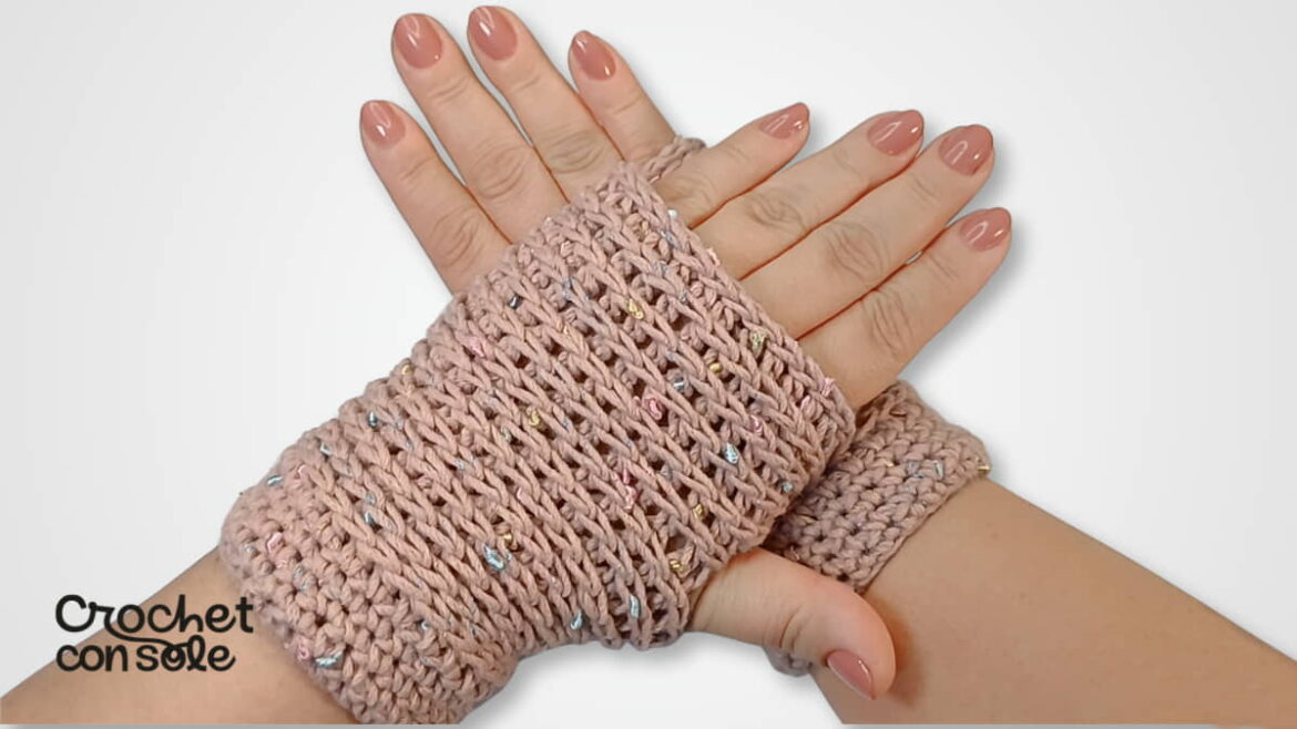 Mitones a crochet en una sola pieza con punto en relieve